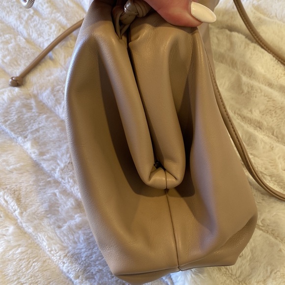 Clutch - Picture 6 of 8